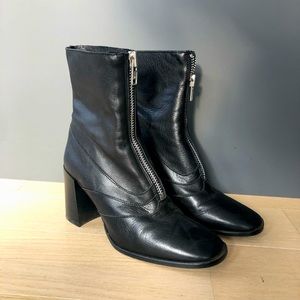 Black leather boots with zip